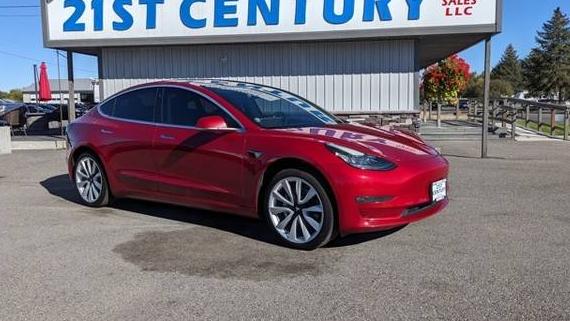 TESLA MODEL 3 2018 5YJ3E1EAXJF012195 image TESLA MODEL 3 2018 5YJ3E1EAXJF012195 image